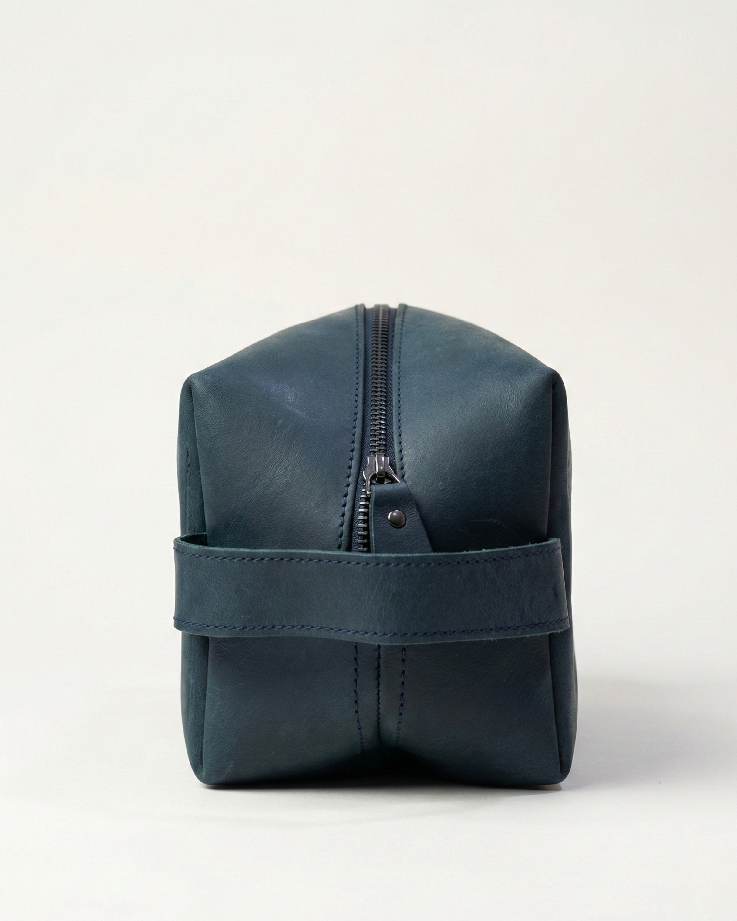 Leatheo Royal Leather Dopp Kit — Midnight Navy